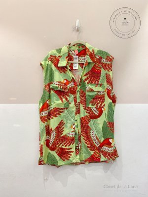 Blusa Sem Manga Estampa Araras Farm | Tam: M